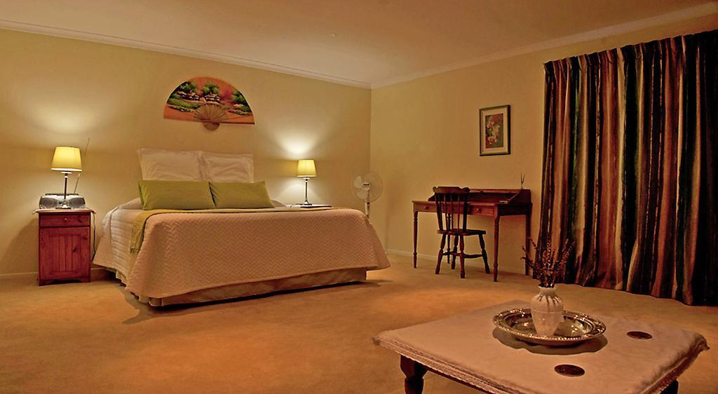 Blomtuin Vineyards Country Home Guest Room الغرفة الصورة